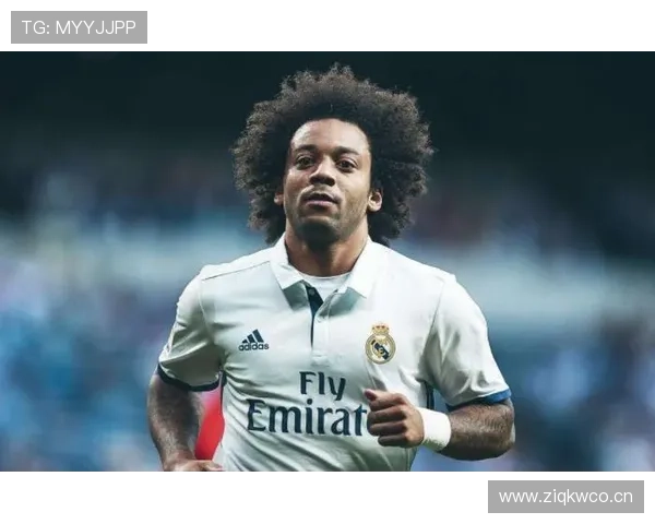 在高线压迫下罗伯逊与马塞洛边后卫驱动差异 在高线压迫下罗伯逊与马塞洛边后卫驱动差异