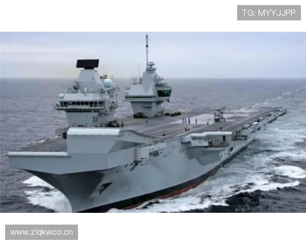 郭昊文买的跑车停楼下，隔壁大妈都看呆了，那到底是咋活的？