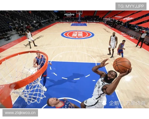 到底什么是进攻犯规和防守犯规？一个视频看懂篮球场上两种犯规的根本区别。